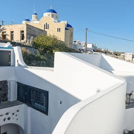 Santorini Traditional Apt With Private Hot Tub Apartman Fíra Kültér fotó