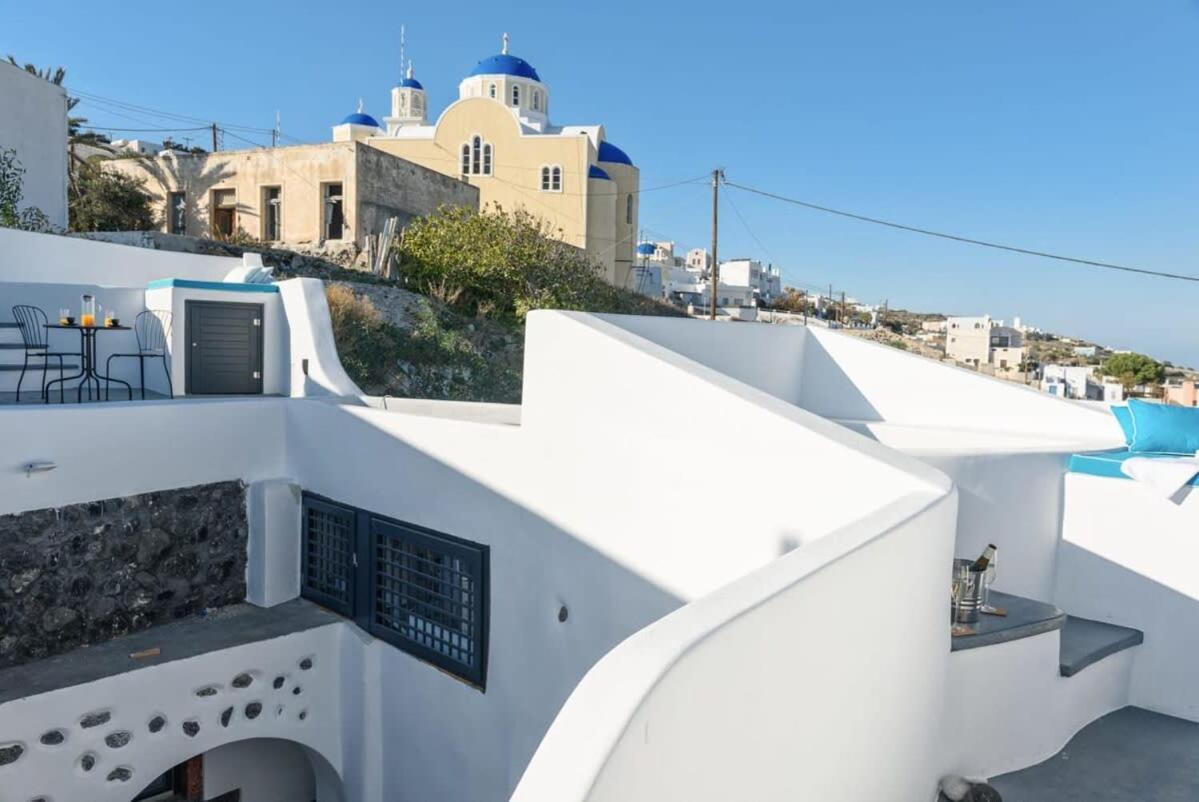 Santorini Traditional Apt With Private Hot Tub Apartman Fíra Kültér fotó